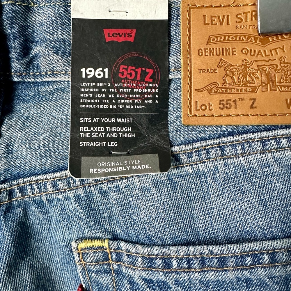 Levi’s 1961 551 z
Size 34x30 - Picture 11 of 16